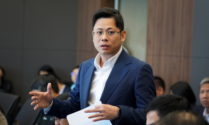 Ông Hoàng Anh Tú, Phó Vụ trưởng Khoa học kỹ thuật - Công nghệ, tại cuộc gặp Mạng lưới Đổi mới sáng tạo Việt Nam về phát triển các ngành công nghệ chiến lược, sáng 26/11. Ảnh: Lưu Quý