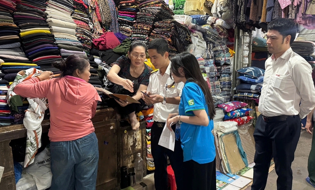 Đề xuất nâng ngưỡng miễn thuế hộ kinh doanh lên 1 tỉ đồng / năm - Ảnh 1.