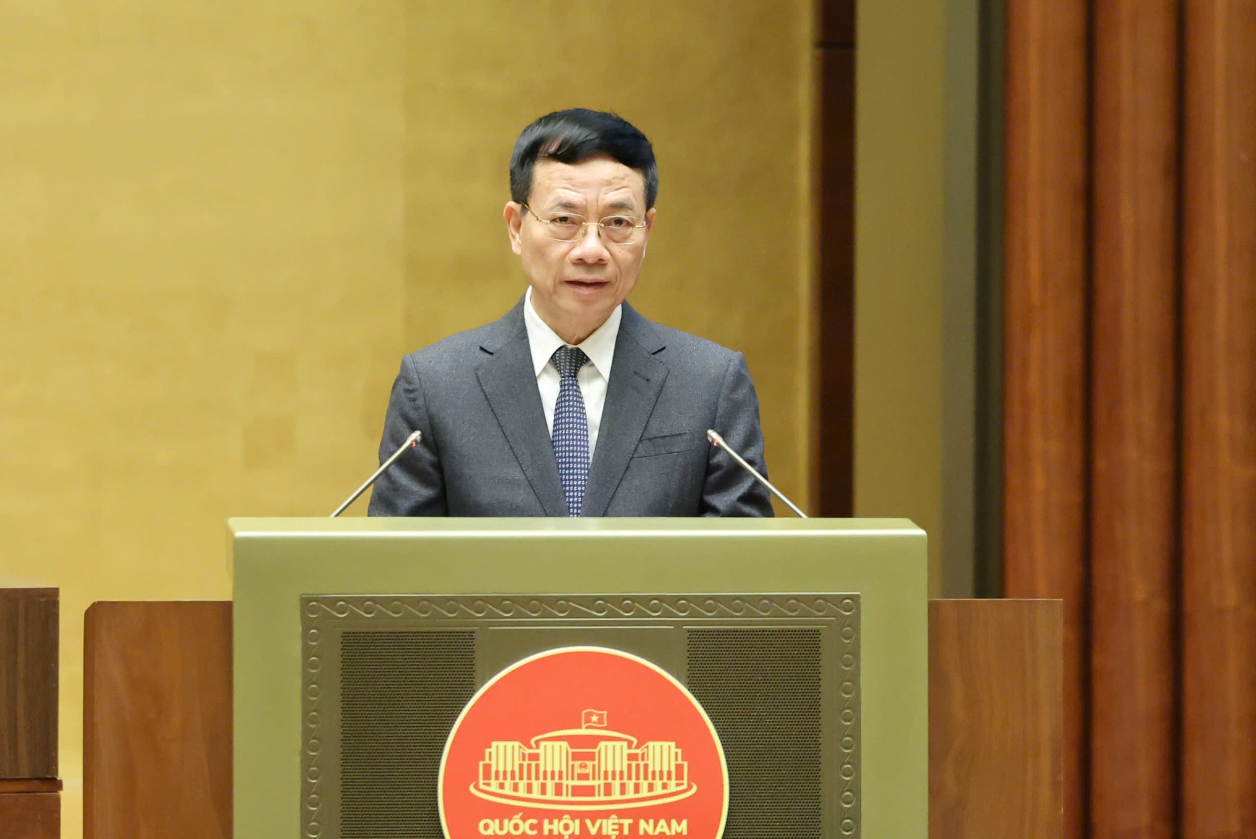 Đề xuất phạt 2 tỉ đồng với hành vi sử dụng AI tạo nội dung giả mạo - Ảnh 1.