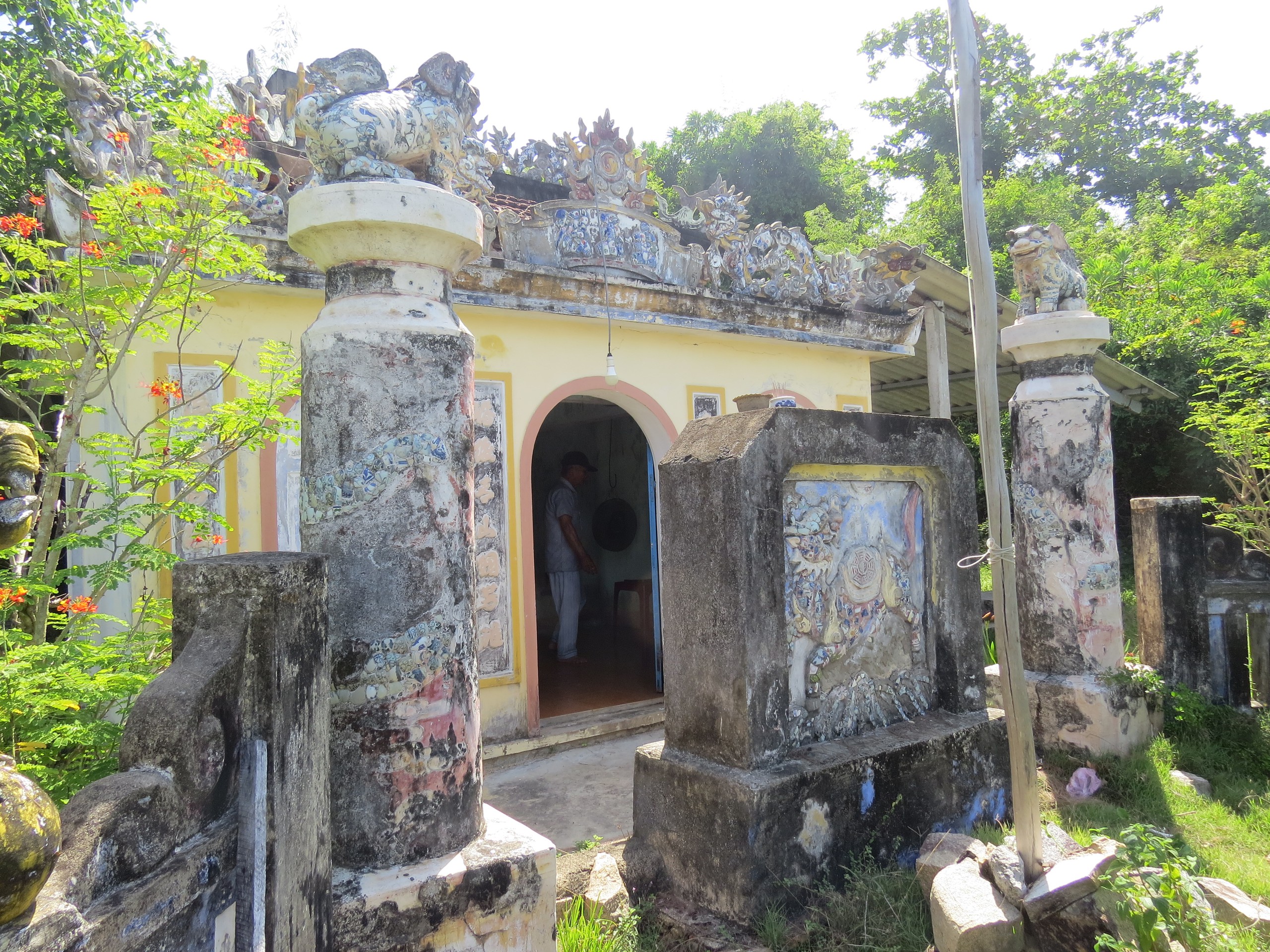 Di tích Sa Huỳnh hư hại vì bão- Ảnh 1.