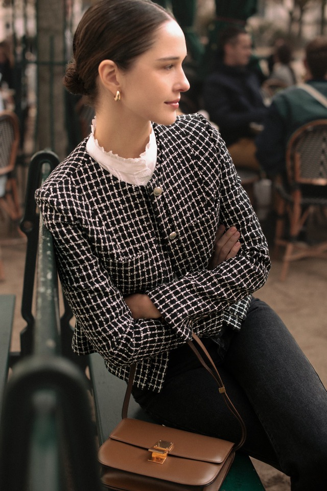 Diện áo phao, áo khoác dáng dài 'bật' cá tính trong mùa giá rét- Ảnh 1.