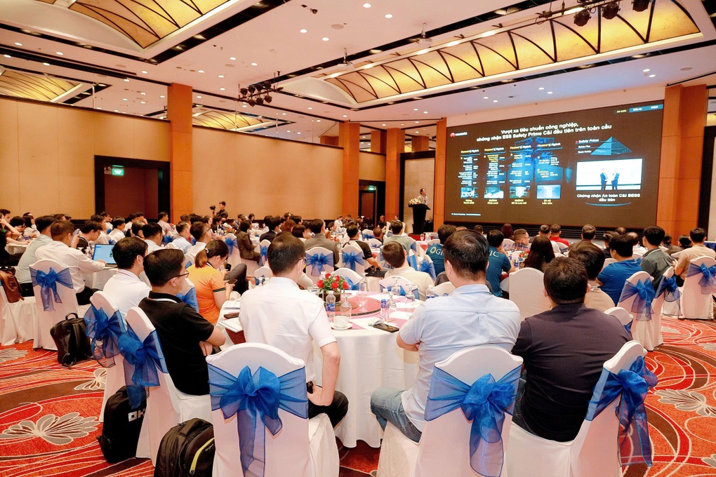 Diễn đàn “Chủ động năng lượng”: Giới thiệu giải pháp điện mặt trời thông minh - 1