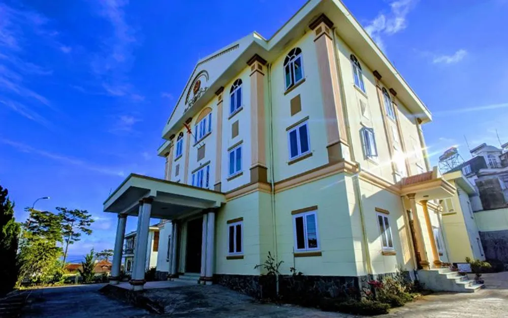 khôg cho luật sư gặp bị cáo