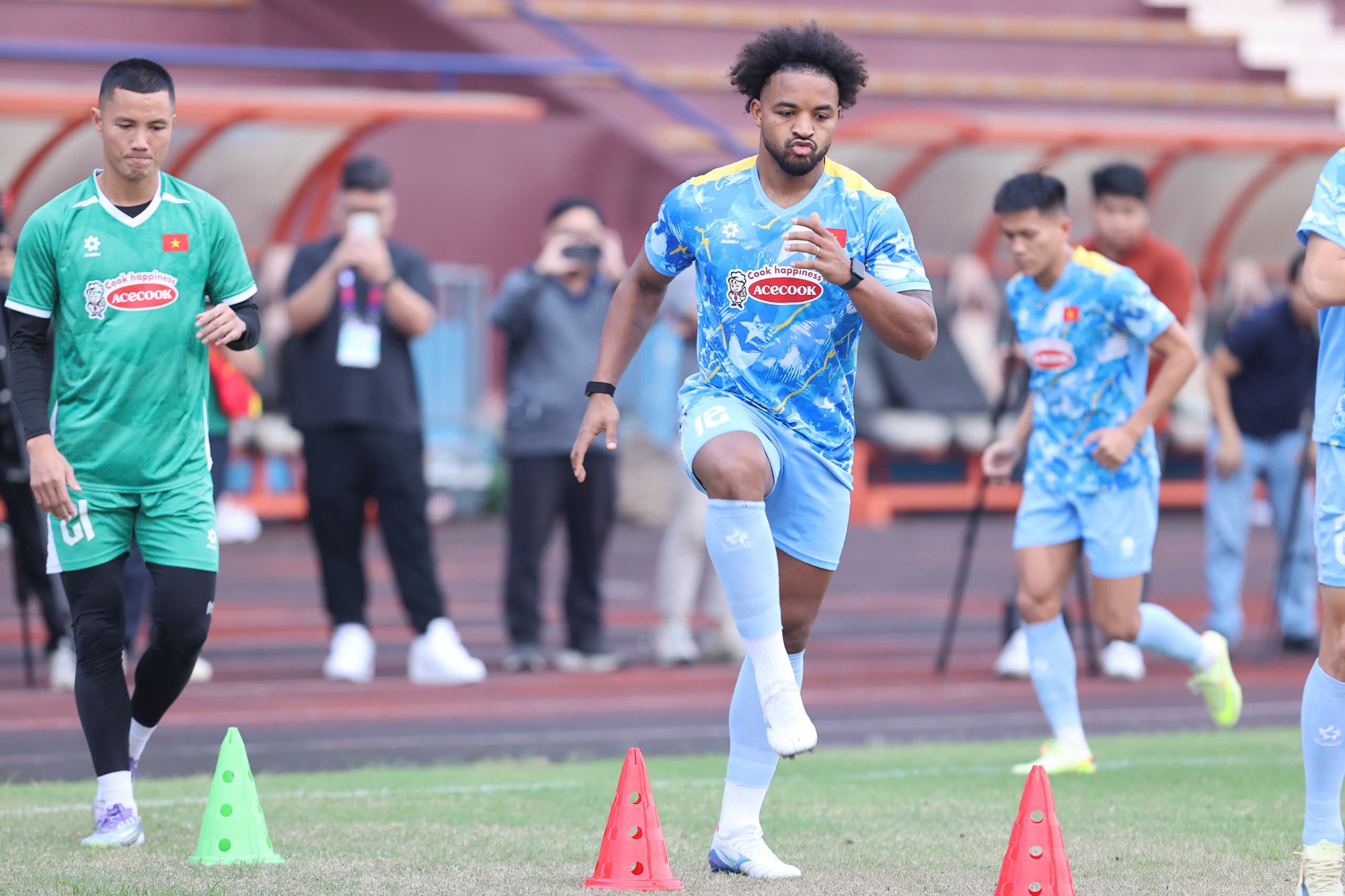 Điều HLV Kim Sang-sik còn thiếu ở đội tuyển Việt Nam- Ảnh 1.