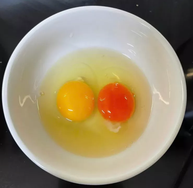 Ăn trứng tăng cường khối lượng và phục hồi cơ bắp. Ảnh: PHƯƠNG LÊ.