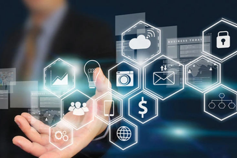 Doanh nghiệp sản xuất, bất động sản... đẩy mạnh cuộc đua số hóa - 2