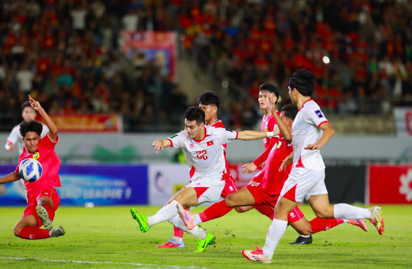 Đội tuyển Việt Nam chưa bỏ thói quen… khởi đầu chậm, bảo vệ ngôi vương AFF Cup nổi không?
- Ảnh 1.