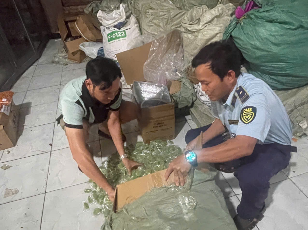 Dọn dẹp hàng giả trên mạng xã hội- Ảnh 1.