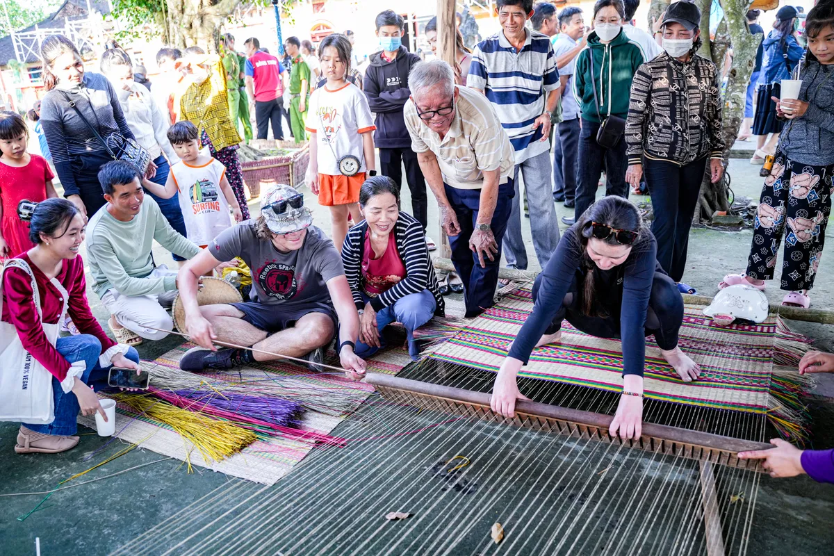 Đồng Tháp đặt mục tiêu đón 50 triệu khách du lịch vào năm 2030- Ảnh 4.