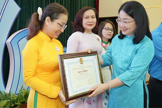 Đồng hành, hết lòng với người lao động - Ảnh 1.