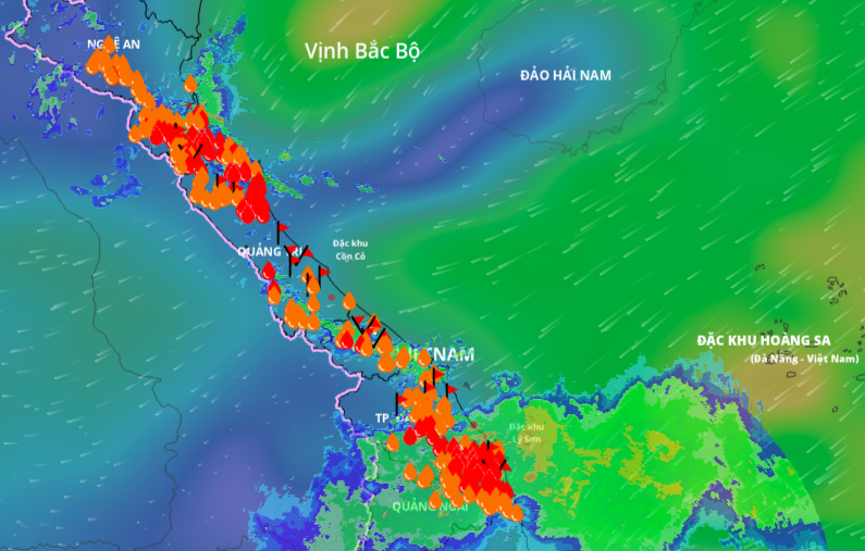  Miền Trung mưa lớn 700 mm, Biển Đông sắp có bão số 13- Ảnh 1.