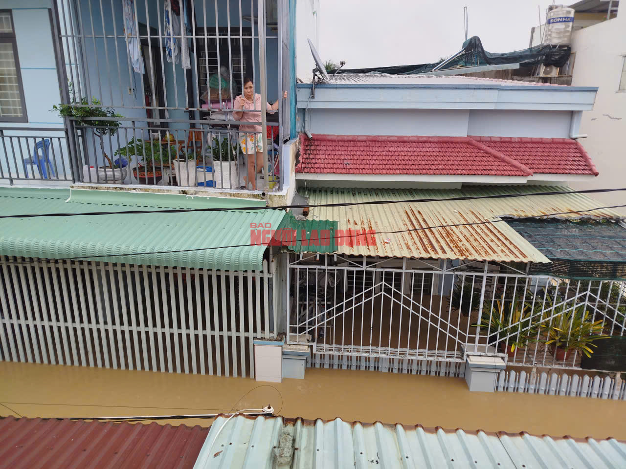 Dự báo mưa lớn miền Trung tiếp tục , nguy cơ ngập lụt tại Đắk Lắk và khánh hòa - Ảnh 1.