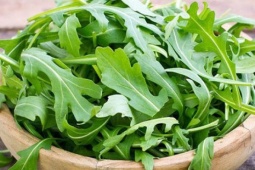 4 nhóm người nên hạn chế ăn rau cải cúc