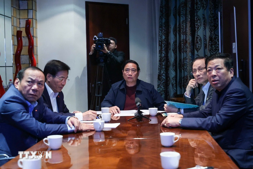 Thủ tướng yêu cầu xây dựng nhà cho người dân bị thiệt hại do lũ lụt trước Tết - Ảnh 1. Thủ tướng yêu cầu xây dựng nhà cho người dân bị thiệt hại do lũ lụt trước Tết - Ảnh 1.