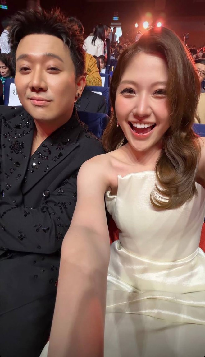 Em gái Trấn Thành giống Triệu Lộ Tư?- Ảnh 5.