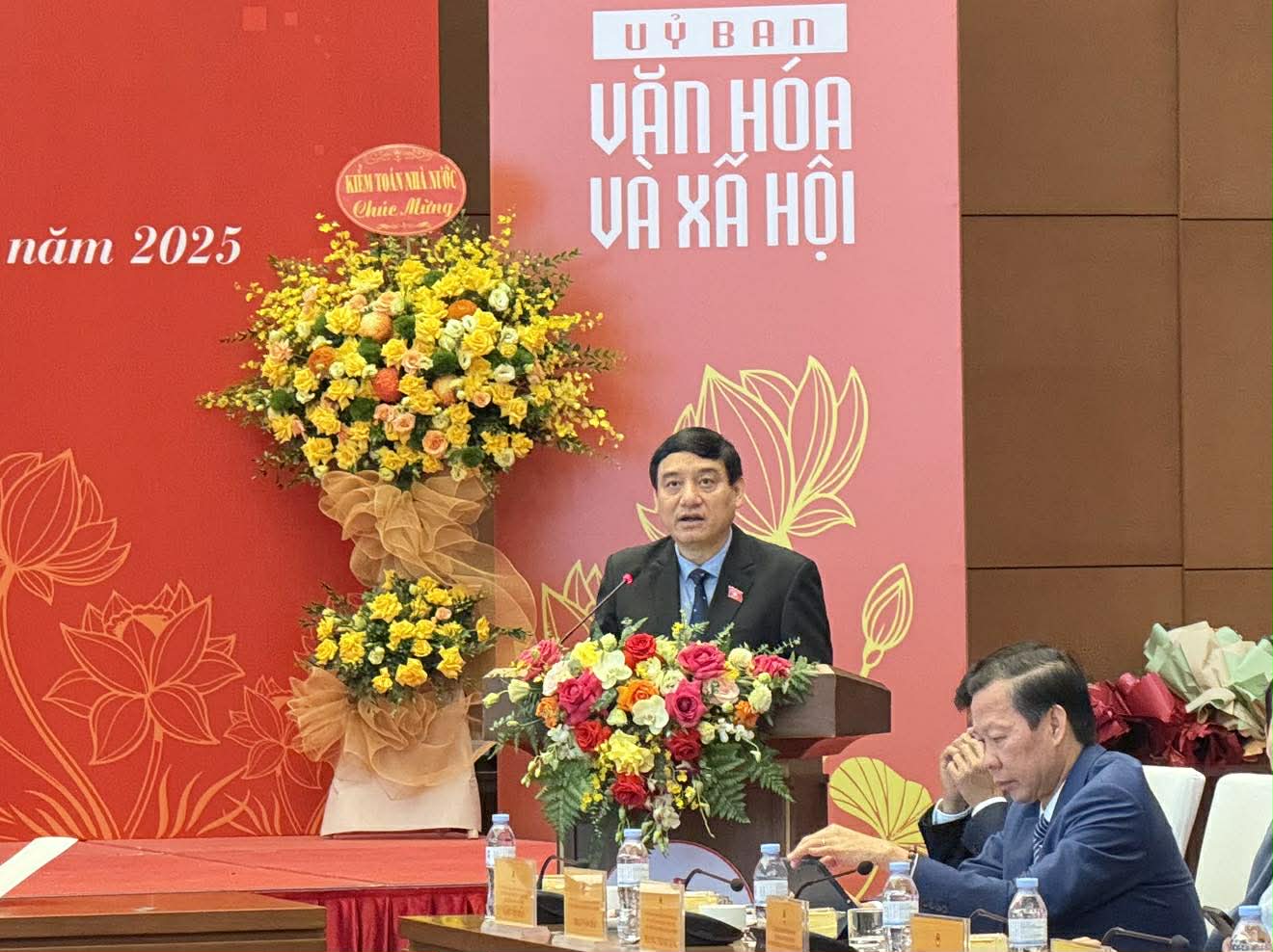 Gần dân hơn trong từng quyết sách- Ảnh 1.