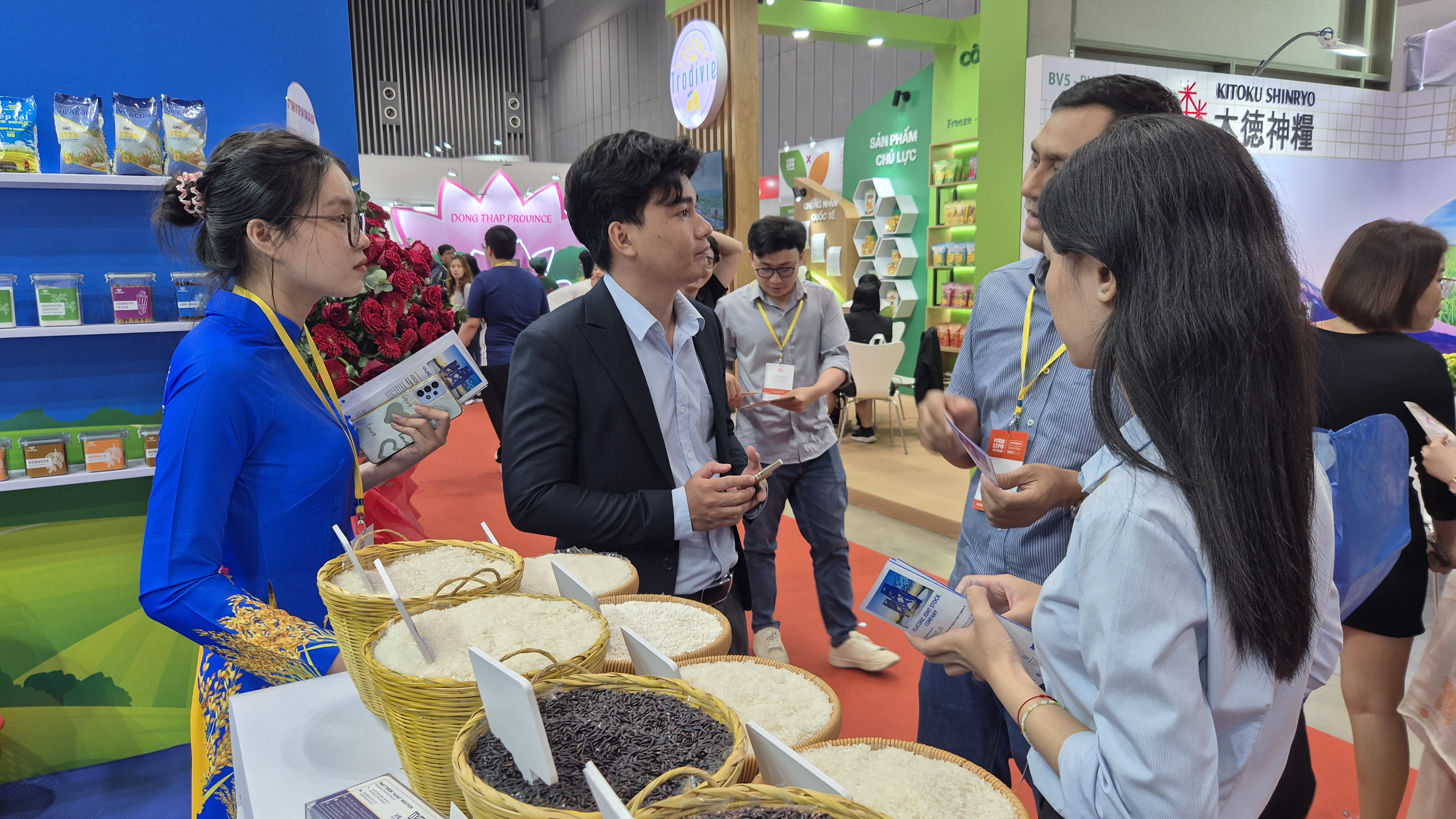 Gạo xuất khẩu Việt Nam trước thách thức mới 1 Gạo xuất khẩu Việt Nam trước thách thức mới - Ảnh 1.