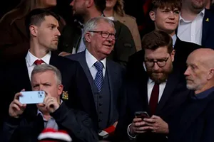 Sir Alex Ferguson ca ngợi Lammens