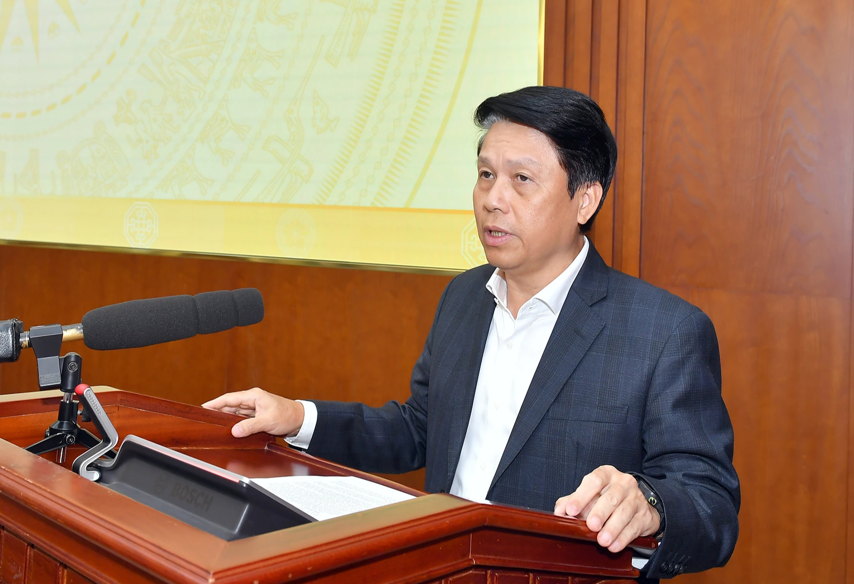 Nóng: Chia 3 giai đoạn lập sàn giao dịch vàng, từng bước huy động vàng trong dân - Ảnh 1.