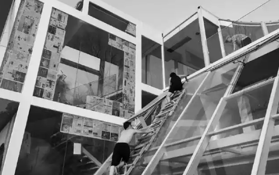 3 người bạn chung tiền xây nhà kính bên vách núi, cùng nhau dưỡng già: Gian nan khởi nghiệp trở thành ký ức ấm áp, có nỗ lực có thành công- Ảnh 2.