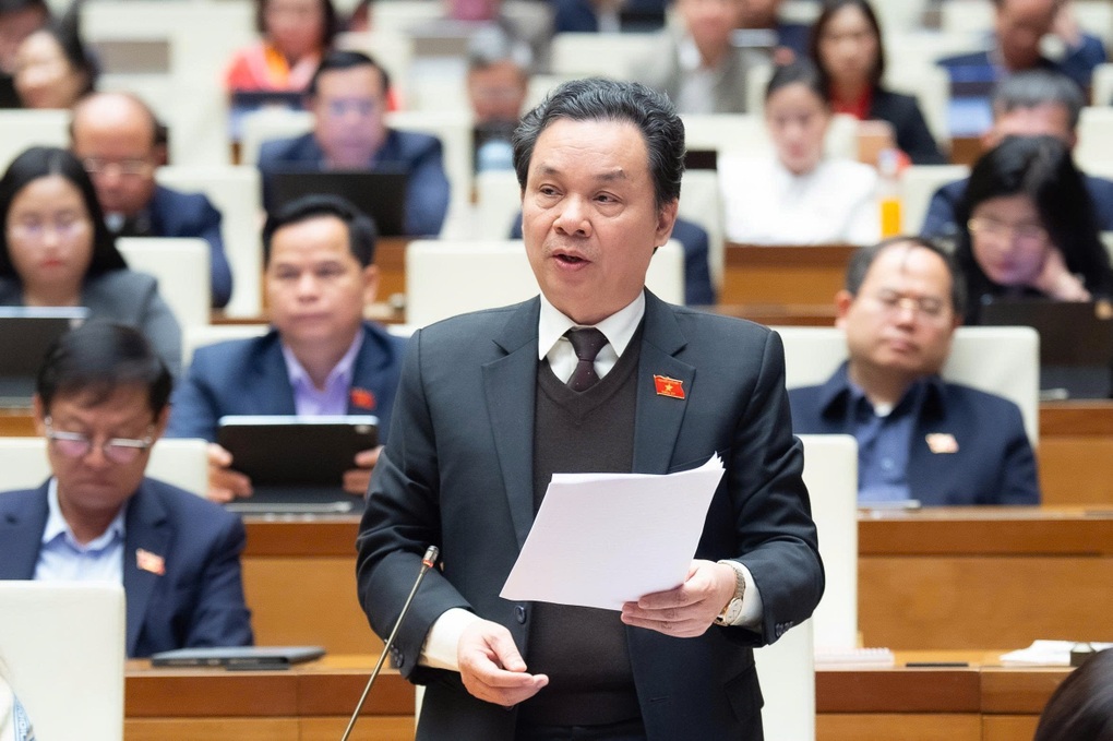 Giáo viên cần được tăng lương nhưng nhiều nghề khác cũng khó khăn - 1