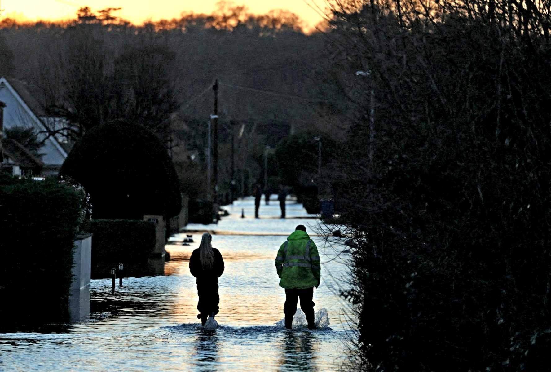 Giới nhà giàu London lo lắng vì nguy cơ ngập nước nghiêm trọng ngày càng cận kề - Ảnh 1.