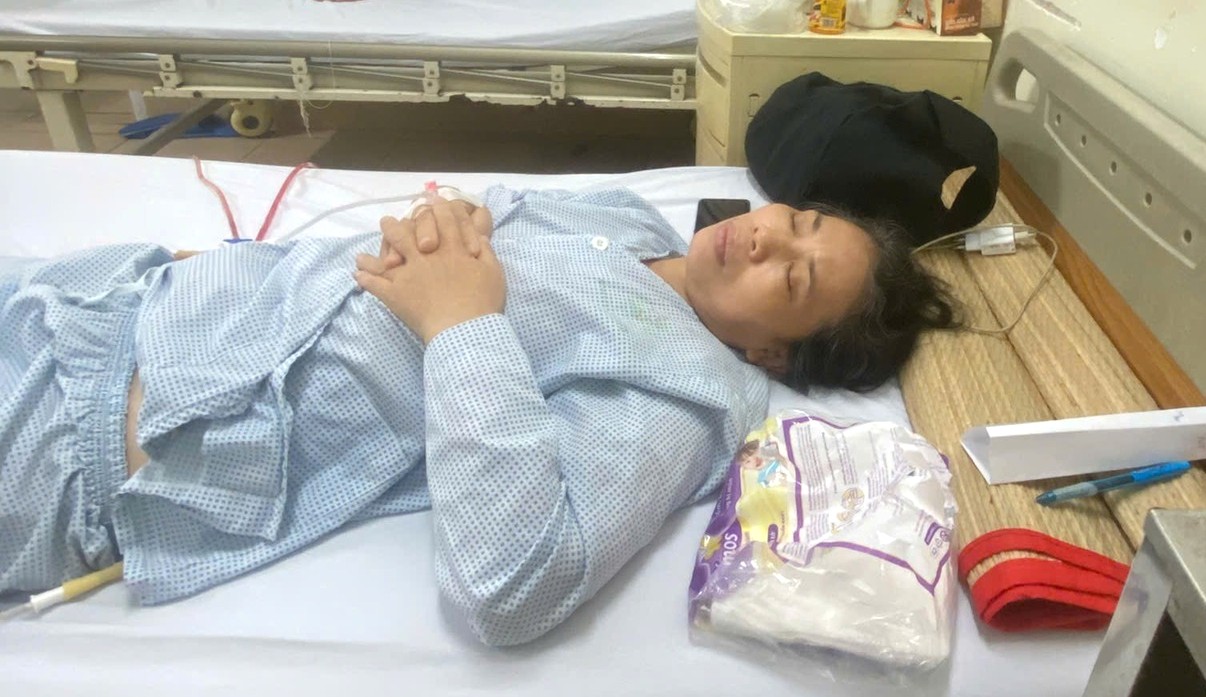 Giọt Thu, tác giả thơ của hàng trăm khúc, lâm bệnh hiểm nghèo- Ảnh 1.