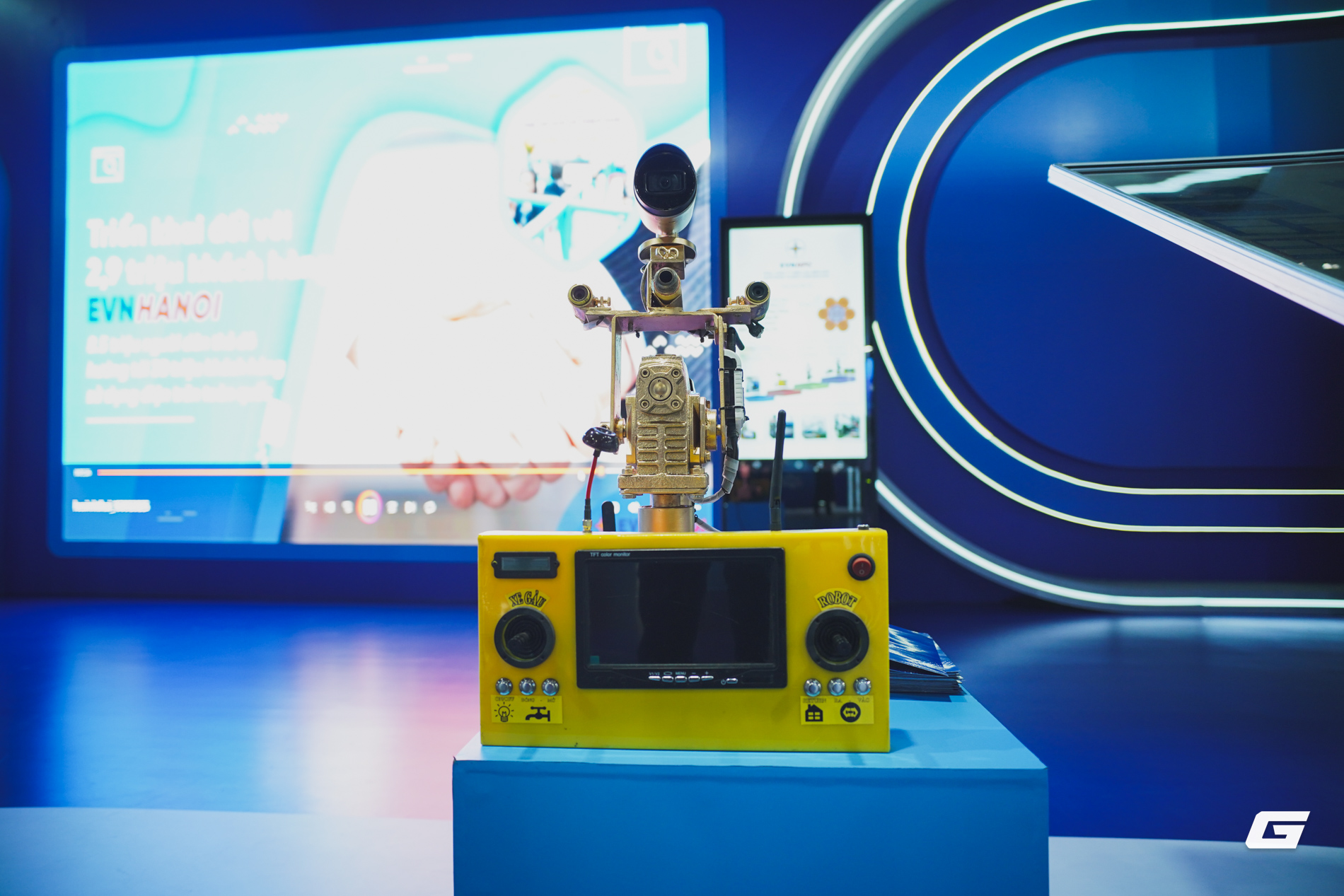 GenK.- Robot EVN-1.jpg