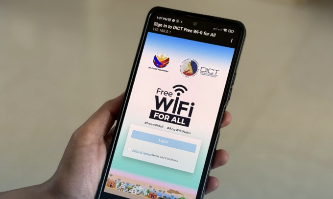 Giao diện một mạng wifi công cộng trên smartphone. Ảnh:  Ditc Region/Facebook