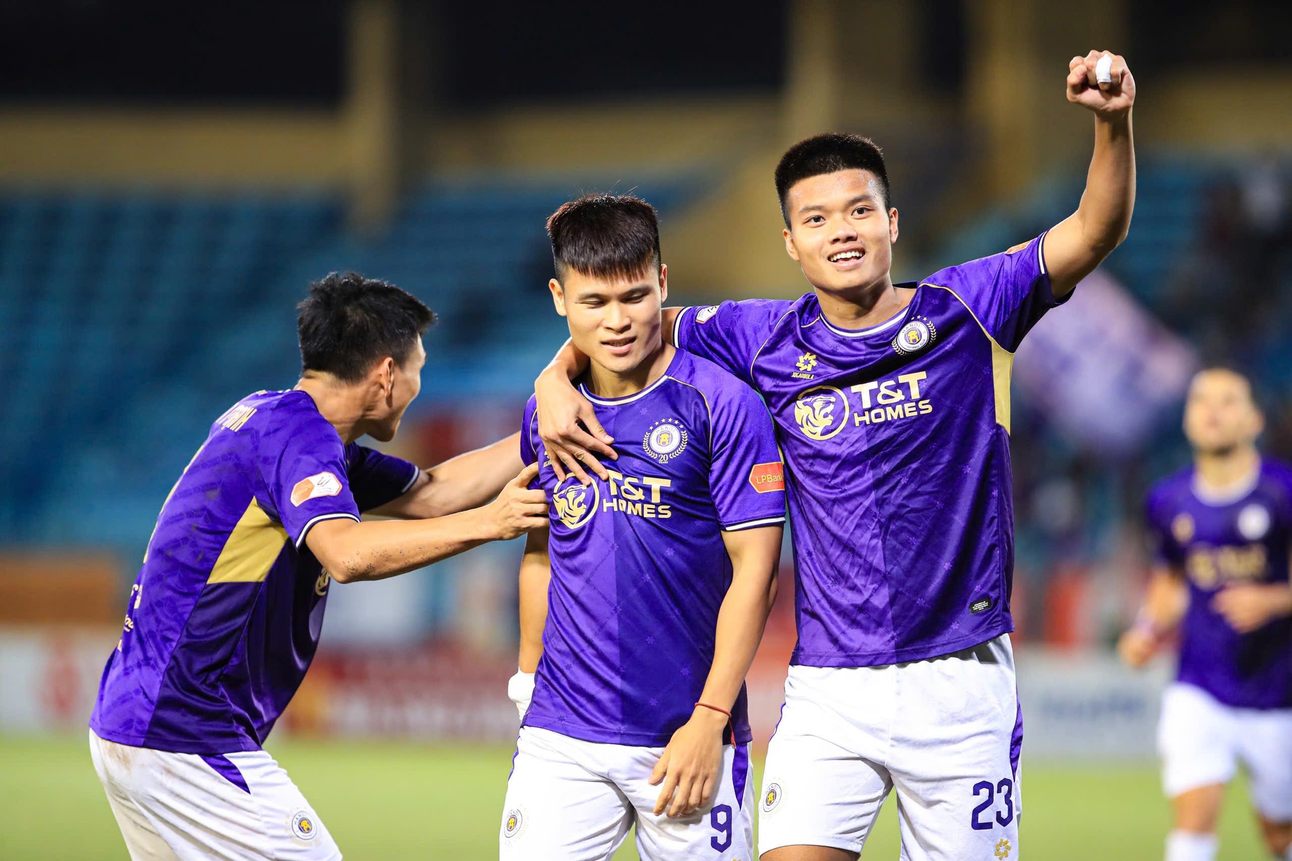 CLB Hà Nội chơi hay: HLV Harry Kewell tặng quà vô giá cho đội tuyển Việt Nam- Ảnh 1.