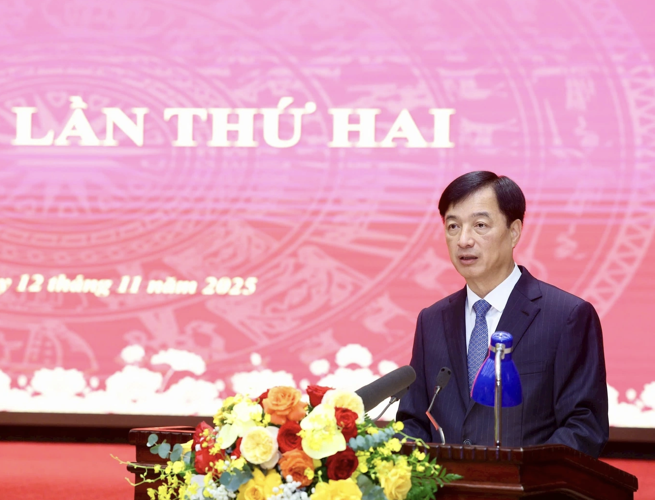 Hà Nội họp bàn nhân sự Chủ tịch và Phó Chủ tịch UBND thành phố - Ảnh 1.