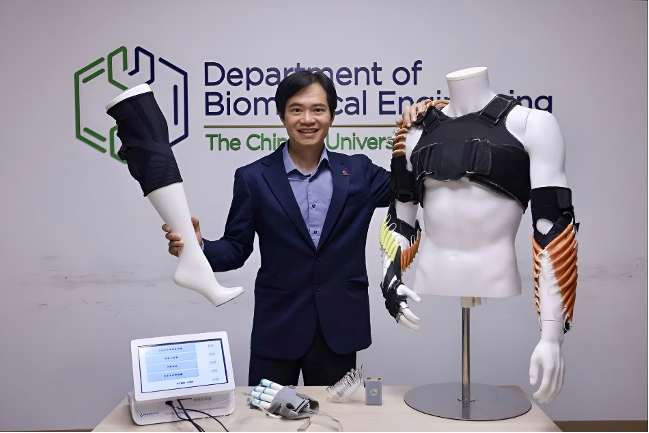 GS Raymond Kai-yu Tong sẽ mang đến sân khấu VinFuture những phần trình bày và tương tác trực tiếp với công nghệ giúp bệnh nhân phục hồi chức năng. Ảnh: CUHK