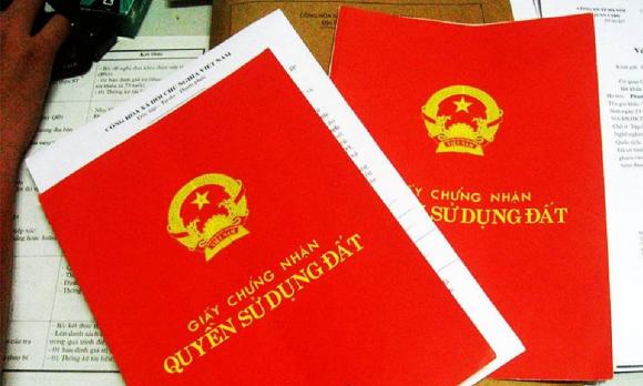 một thửa đất có thể được cấp hai sổ đỏ, giấy chứng nhận quyền sử dụng đất