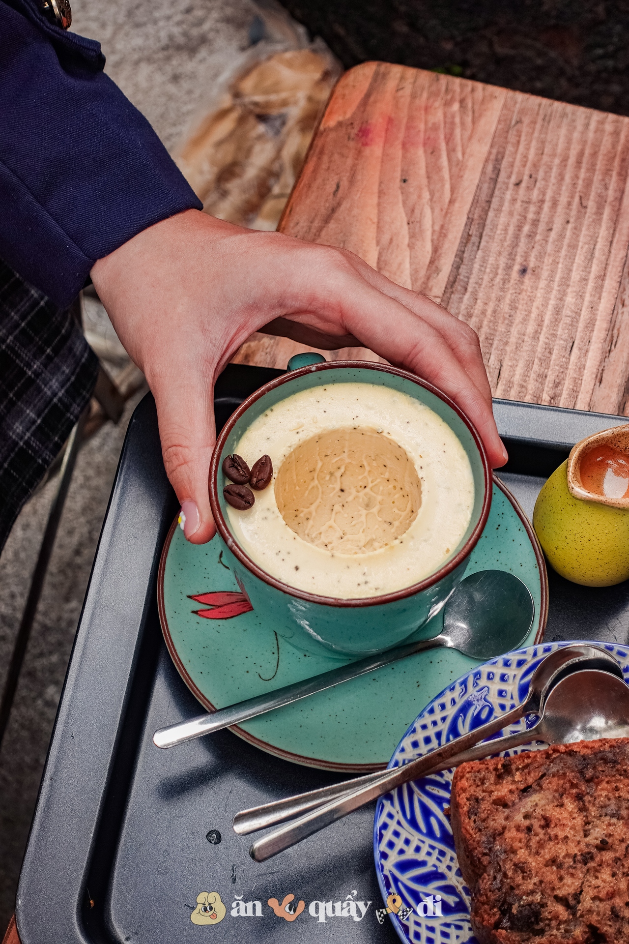 Review trend affogato rót cà phê đang hot nhất Hà Nội: Review trend affogato rót cà phê đang hot nhất Hà Nội: