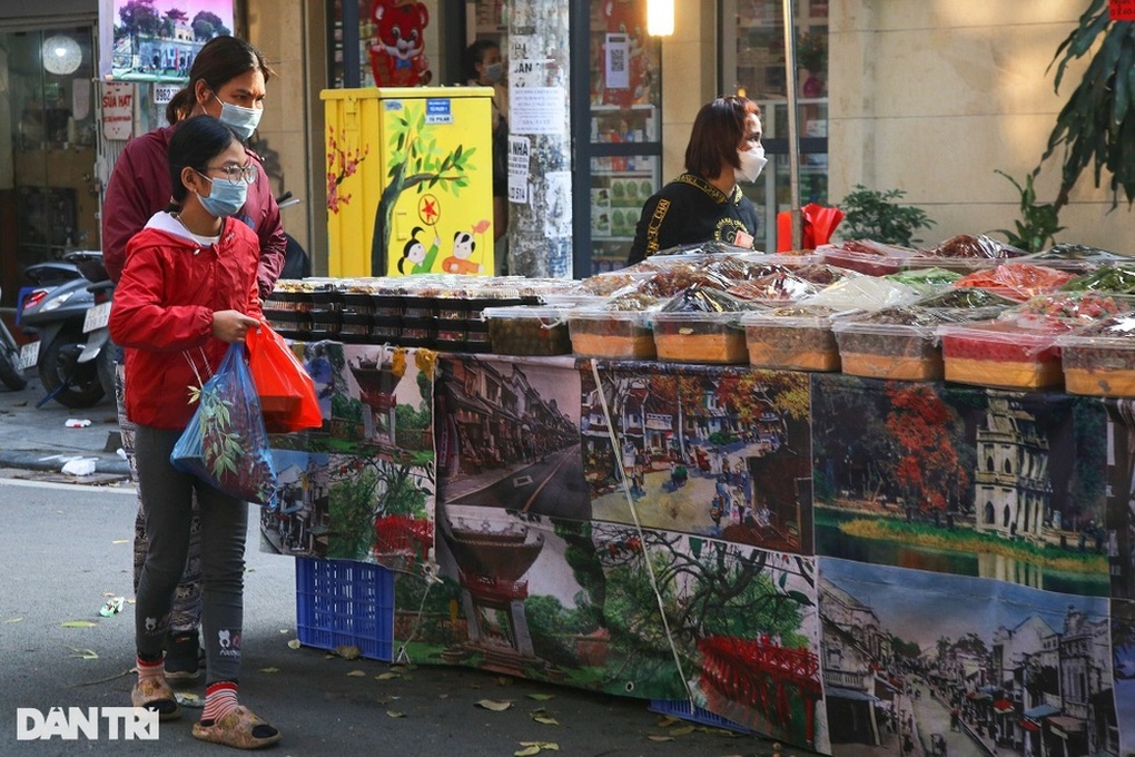 Hộ kinh doanh chuyển sang kê khai thuế được hỗ trợ miễn phí - 1