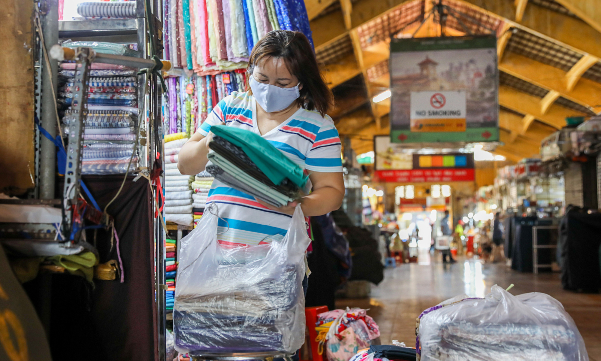 Ho kinh doanh co the duoc nop thue tren phan