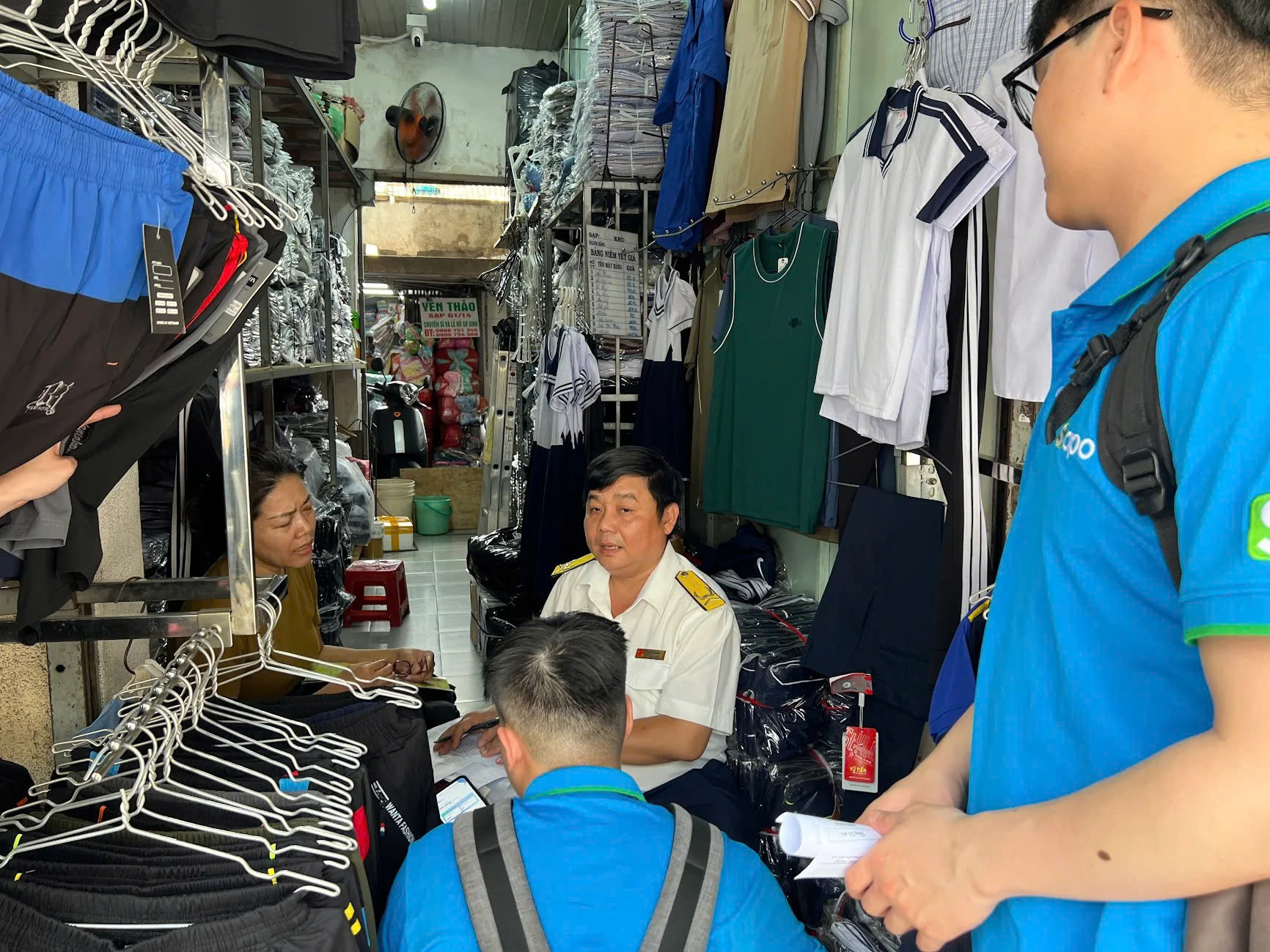 Hộ kinh doanh nên chuyển thành doanh nghiệp nào? 1 Hộ kinh doanh có thể chuyển lên 4 loại hình doanh nghiệp nào? - Ảnh 1.