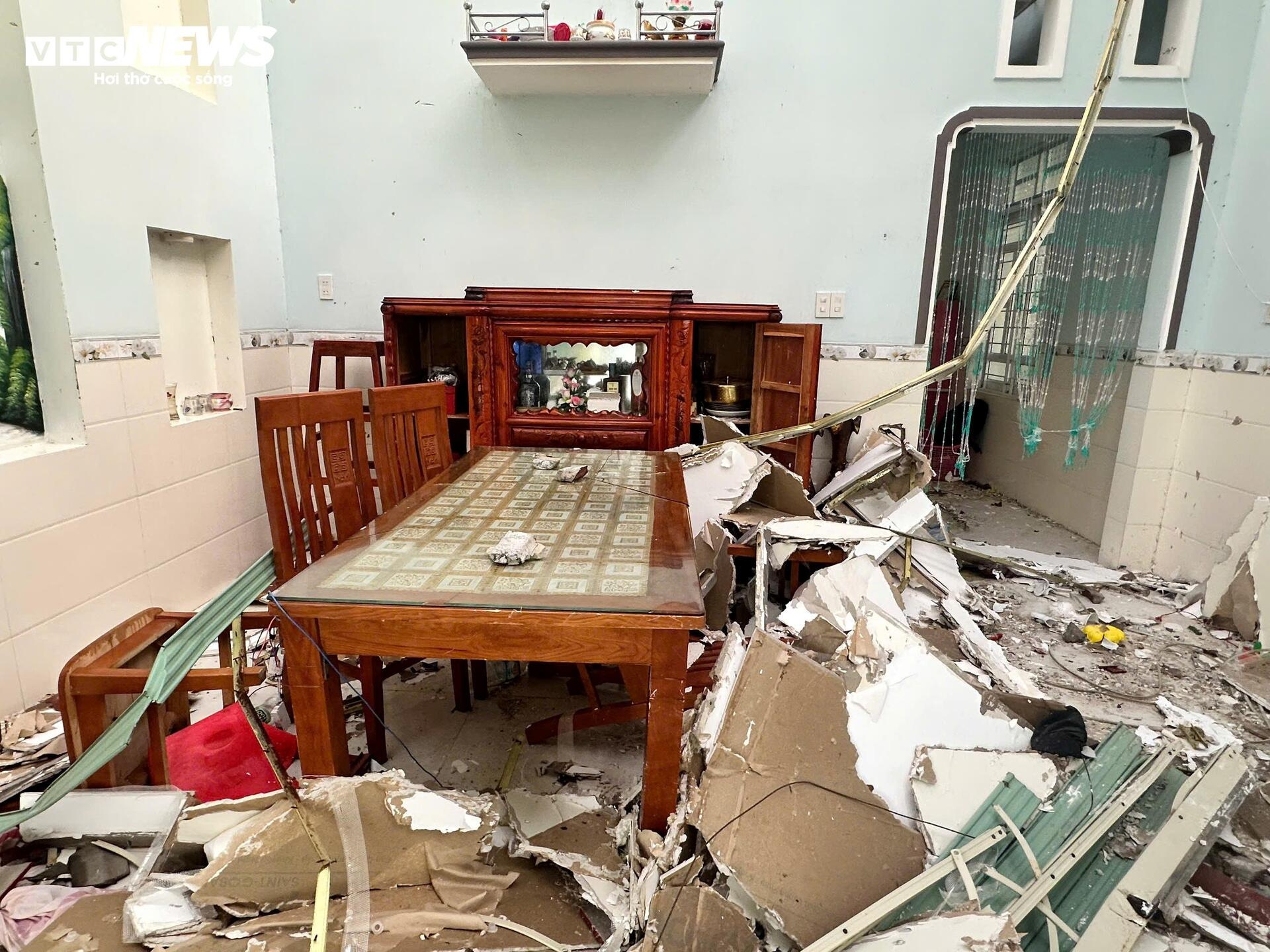 Hỗ trợ khẩn cấp 80 tỷ đồng cho 3 tỉnh khắc phục hậu quả bão số 13 Kalmaegi- Ảnh 1.