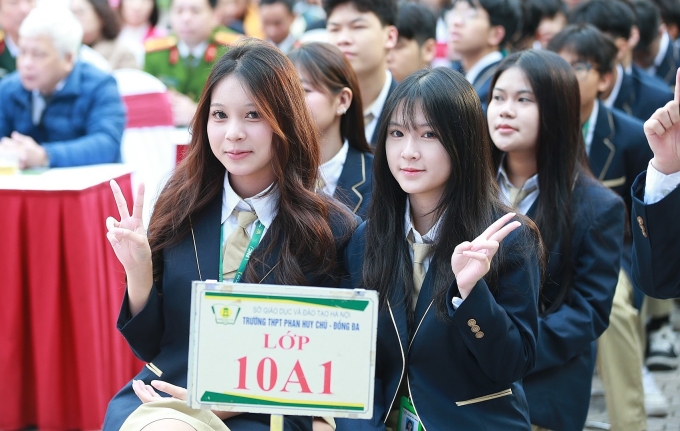 Học sinh trường THPT Phan Huy Chú - Đống Đa. Ảnh: Fanapage nhà trường