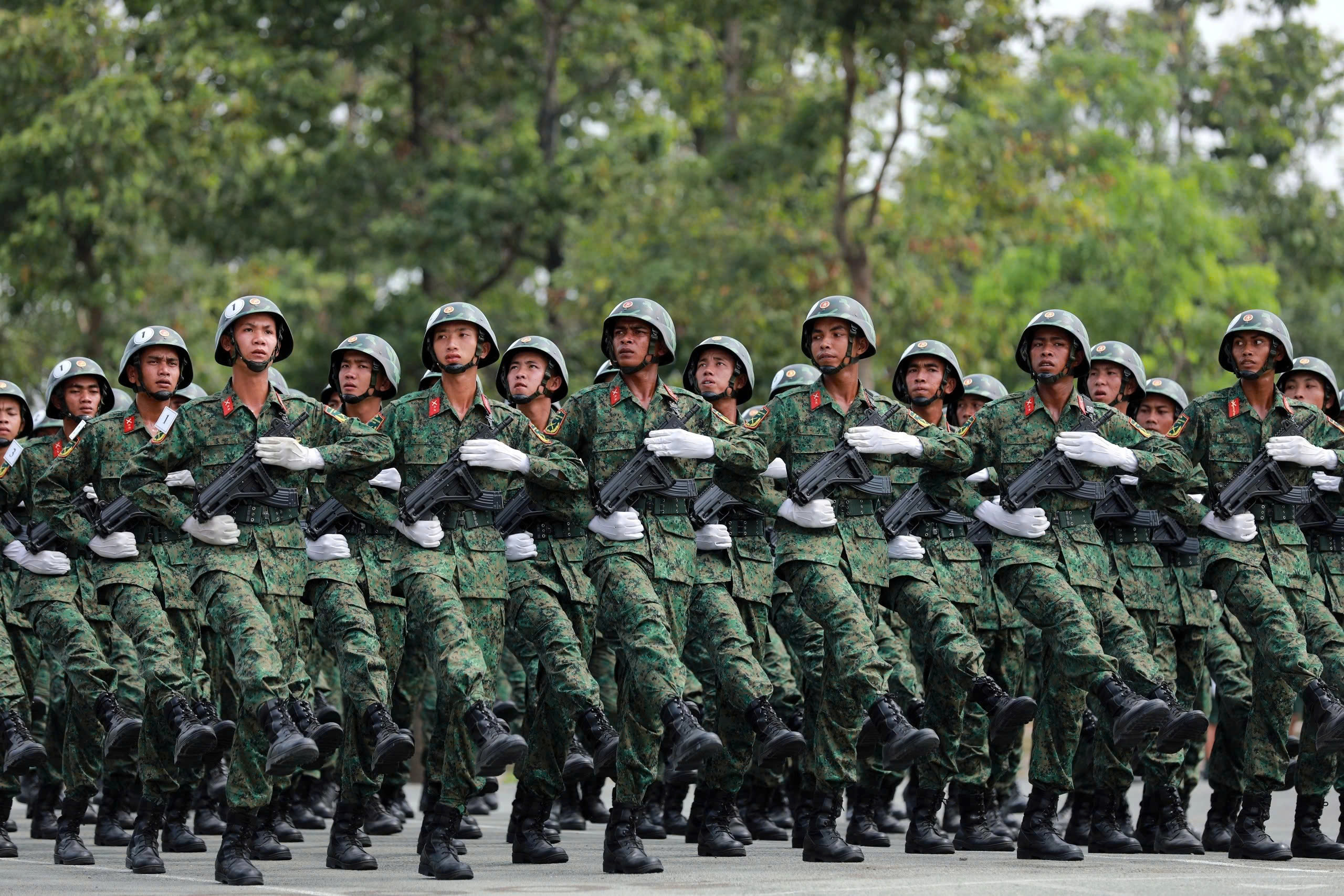 Hơn 2.000 đại biểu dự kỷ niệm 80 năm ngày truyền thống Quân khu 7- Ảnh 1.