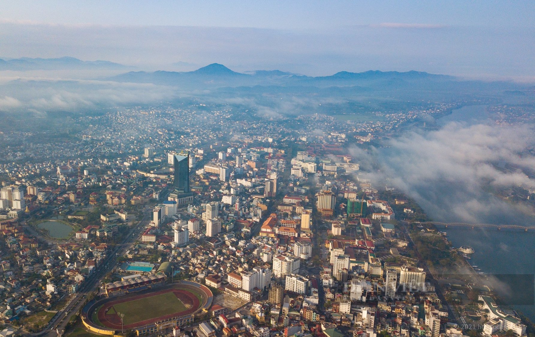 Hue lay y kien ve bang gia dat ap dung