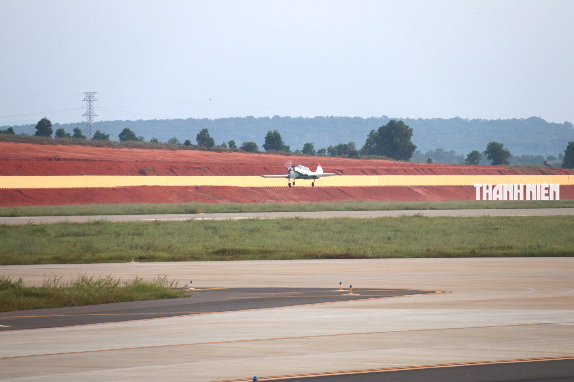 HĐND Lâm Đồng họp 'nóng', hủy chủ trương BOT Cảng hàng không Phan Thiết - Ảnh 1.