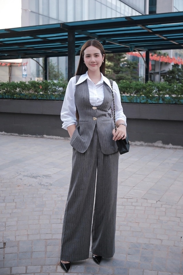 Huyền Lizzie “siết eo” ngoạn mục từ cách cắt bỏ món quen thuộc