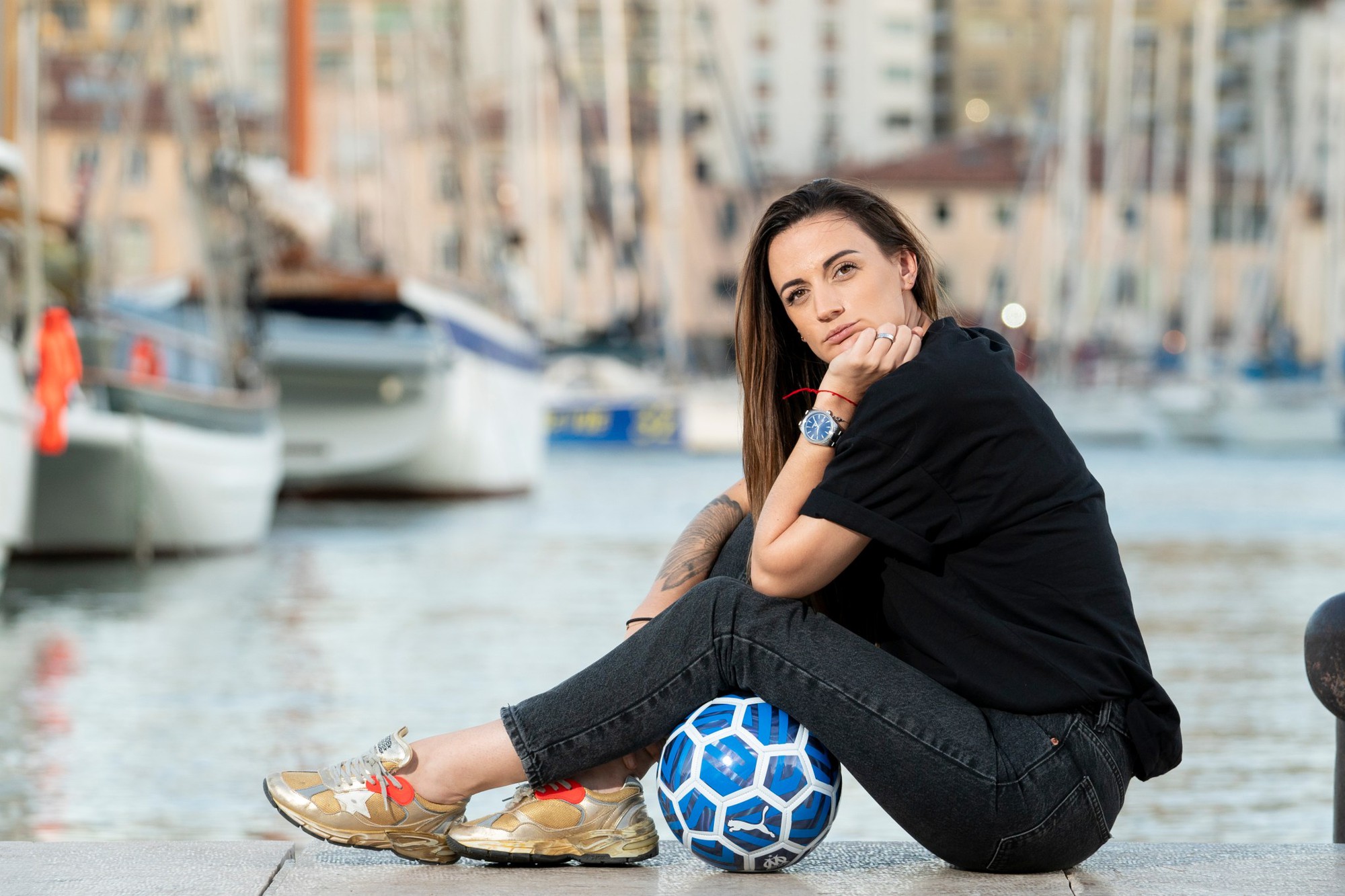 Huyền thoại bóng đá David G. 28 năm mới thừa nhận con gái ngoài giá thú, rồi lại phũ phàng bỏ rơi con lần 2- Ảnh 5.