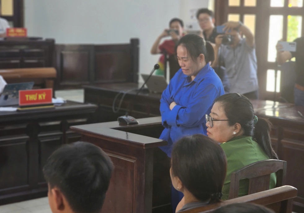Khoảng lặng ở phiên tòa xét xử bị cáo đầu độc 4 người thân bằng xyanua - 4