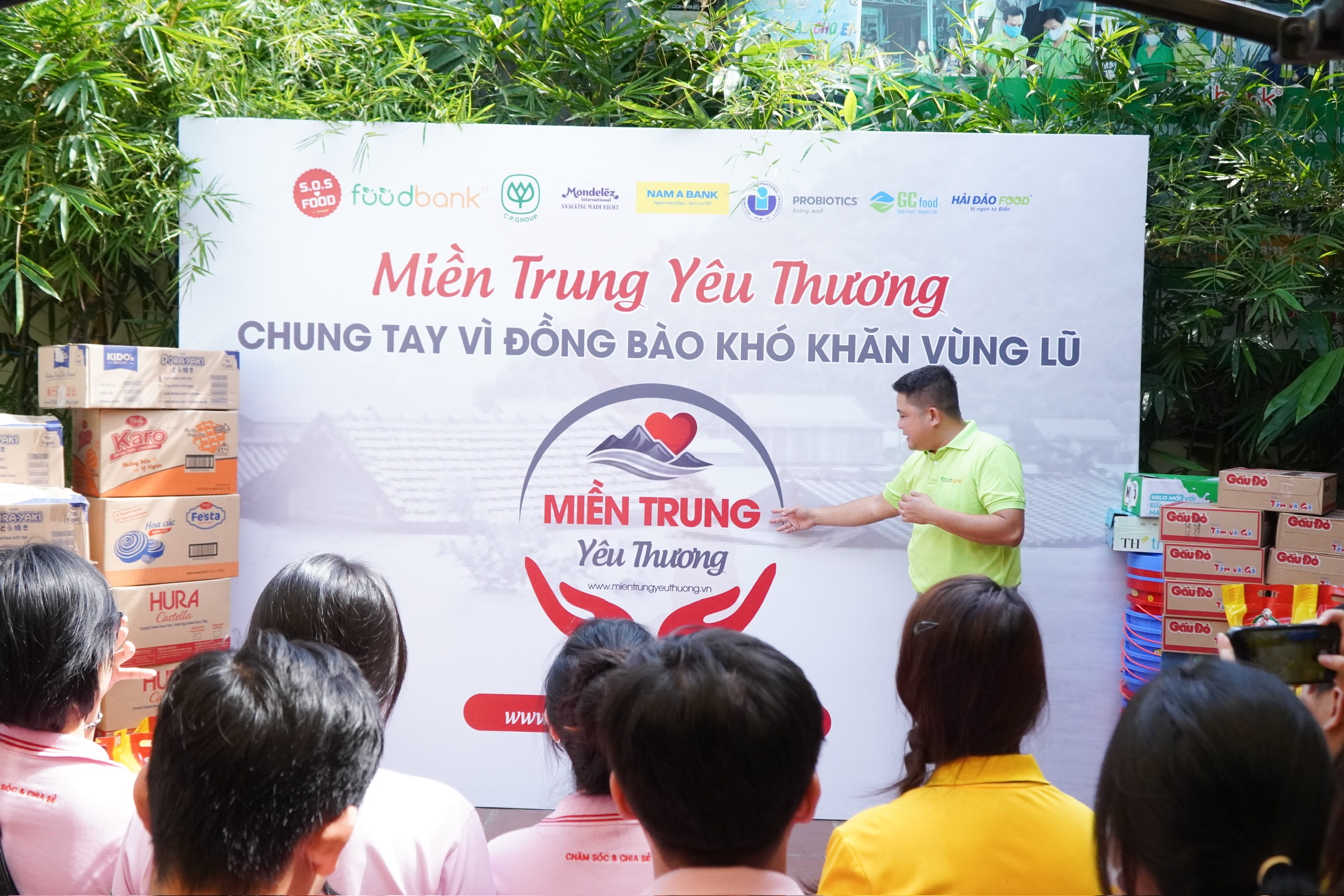 Khởi động chiến dịch 'Miền Trung yêu thương', cập nhật nhu cầu cứu trợ theo thời gian thực - Ảnh 1.