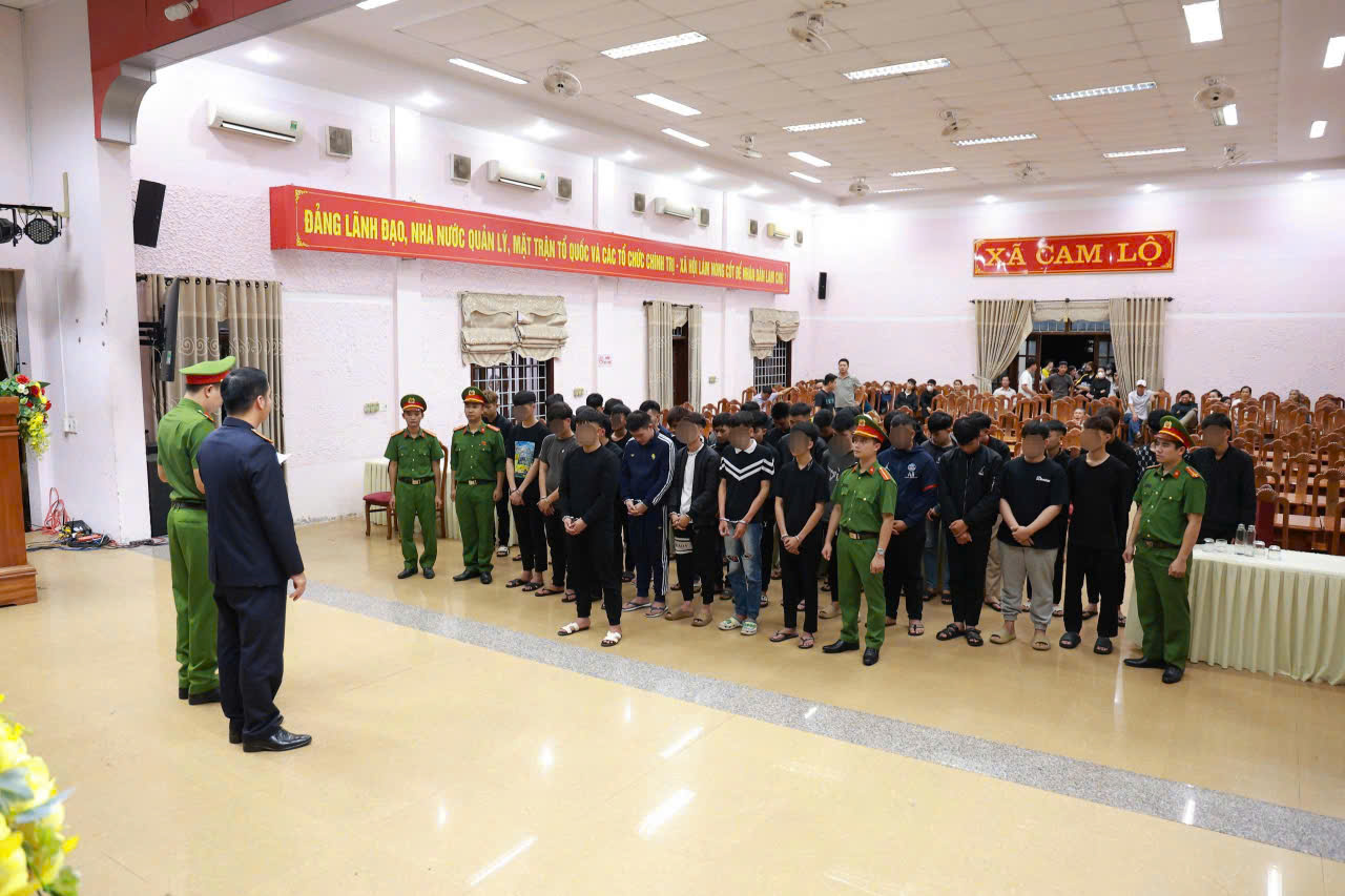 Khởi tố 38 bị can trong vụ hỗn chiến kinh hoàng Quảng Trị - Ảnh 1.