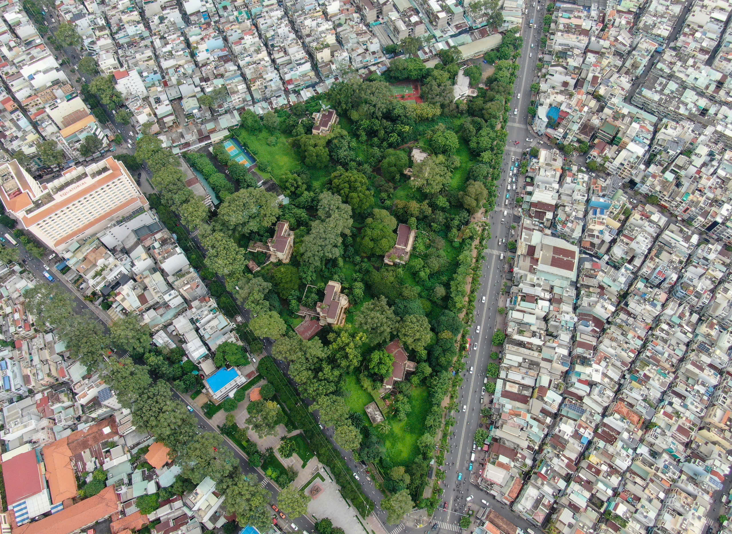 Khu tưởng niệm nạn nhân COVID-19 ở TP HCM: Điểm tựa cho người ở lại, lời nhắc nhở cho tương lai - Ảnh 1.