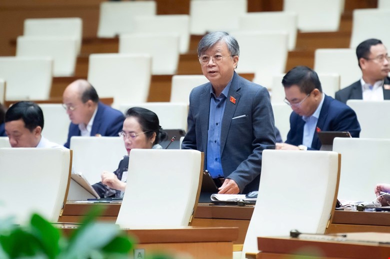 Đại biểu Quốc hội kiến nghị tạo điều kiện phát triển cơ quan báo chí địa phương đã tự chủ tài chính - Ảnh 1. Đại biểu Quốc hội kiến nghị tạo điều kiện phát triển cơ quan báo chí địa phương đã tự chủ tài chính - Ảnh 1.