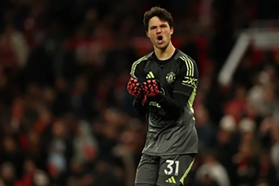 Lammens đáp trả bình luận tàn nhẫn của Schmeichel. ẢNH: EPA lammens-dap-tra-binh-luan-tan-nhan-cua-Schmeichel .jpg